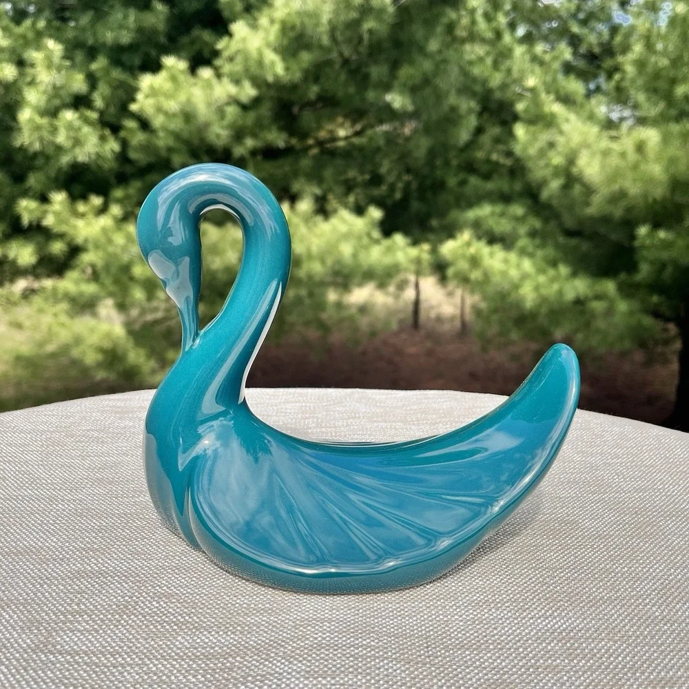 Vtg Pfaltzgraff Bathroom Set Swan Towel Holder Seashell Soap Dish Soap Dispenser